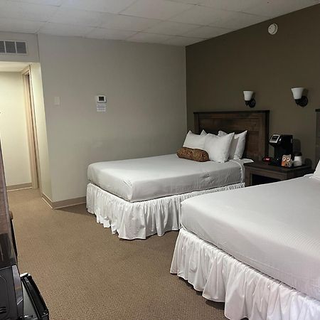 The Stables Inn & Suites Salem Екстер'єр фото