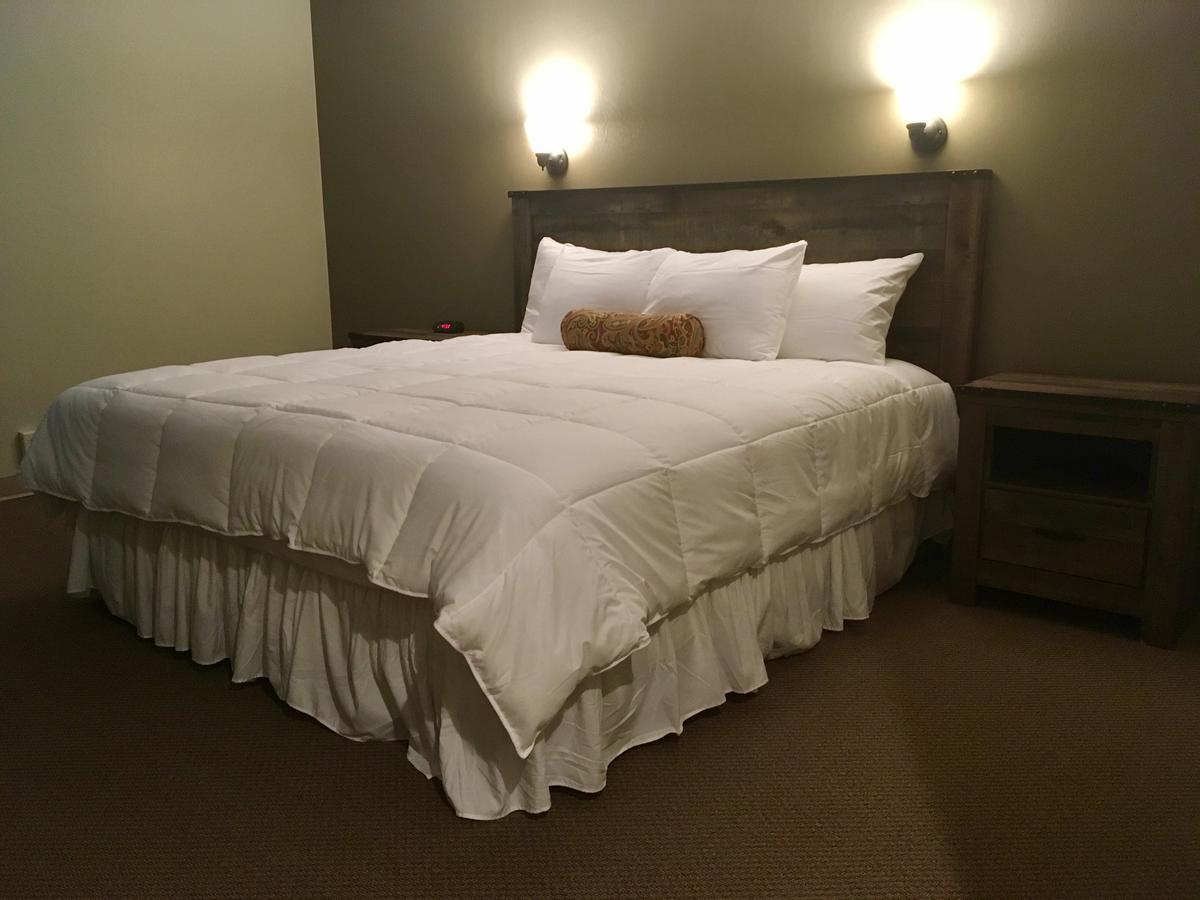 The Stables Inn & Suites Salem Екстер'єр фото