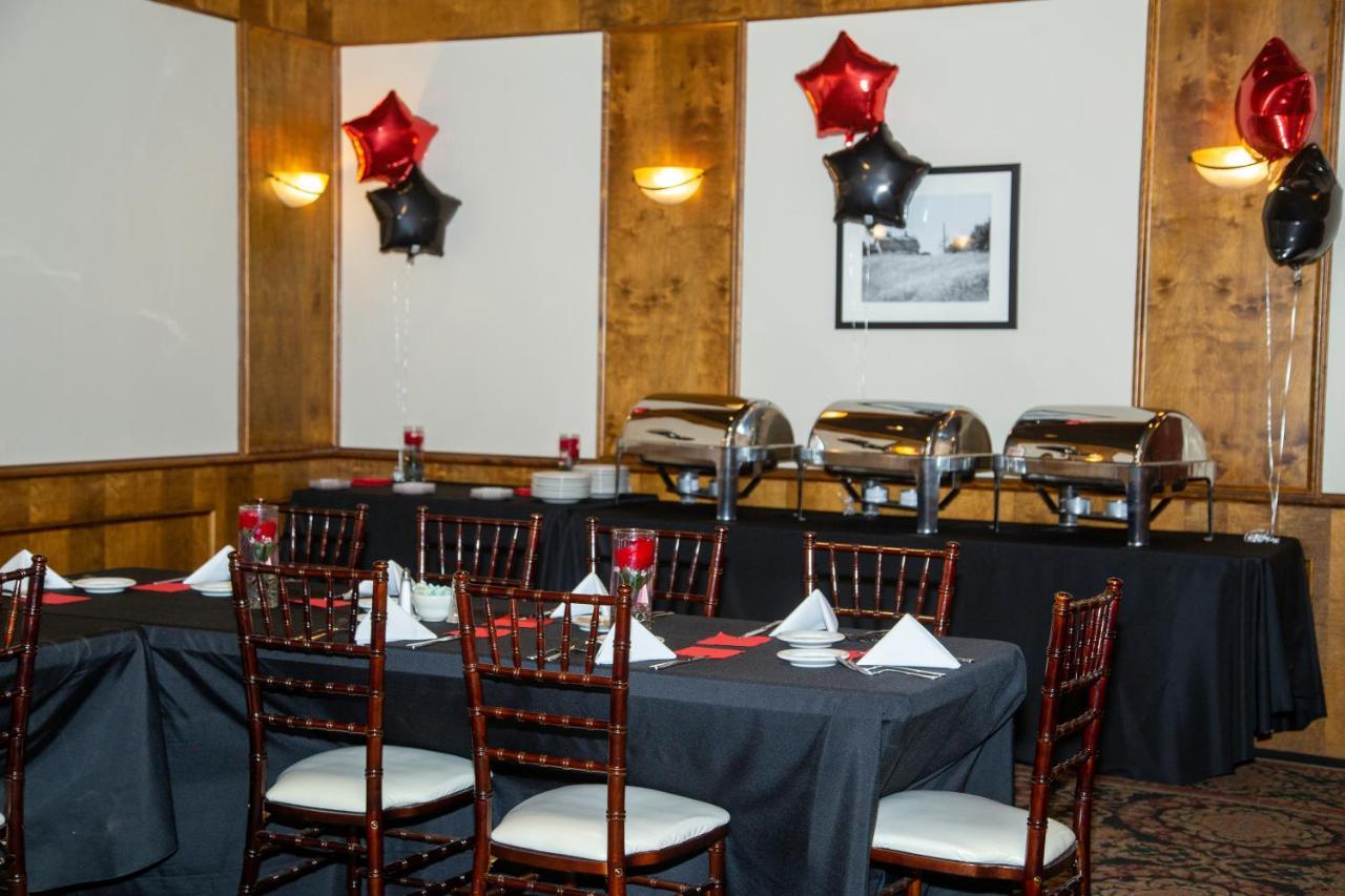 The Stables Inn & Suites Salem Екстер'єр фото